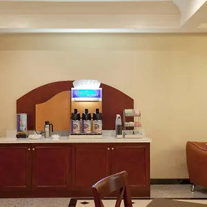 Express & Angeles Airport By Ihg Hawthorne